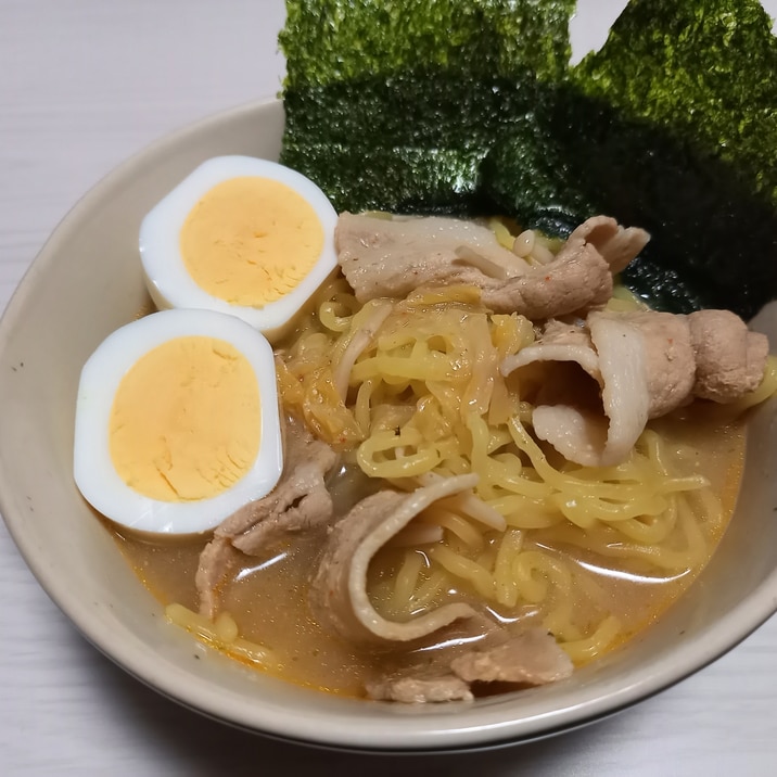 キムチ鍋の残りで！味噌ラーメン⭐